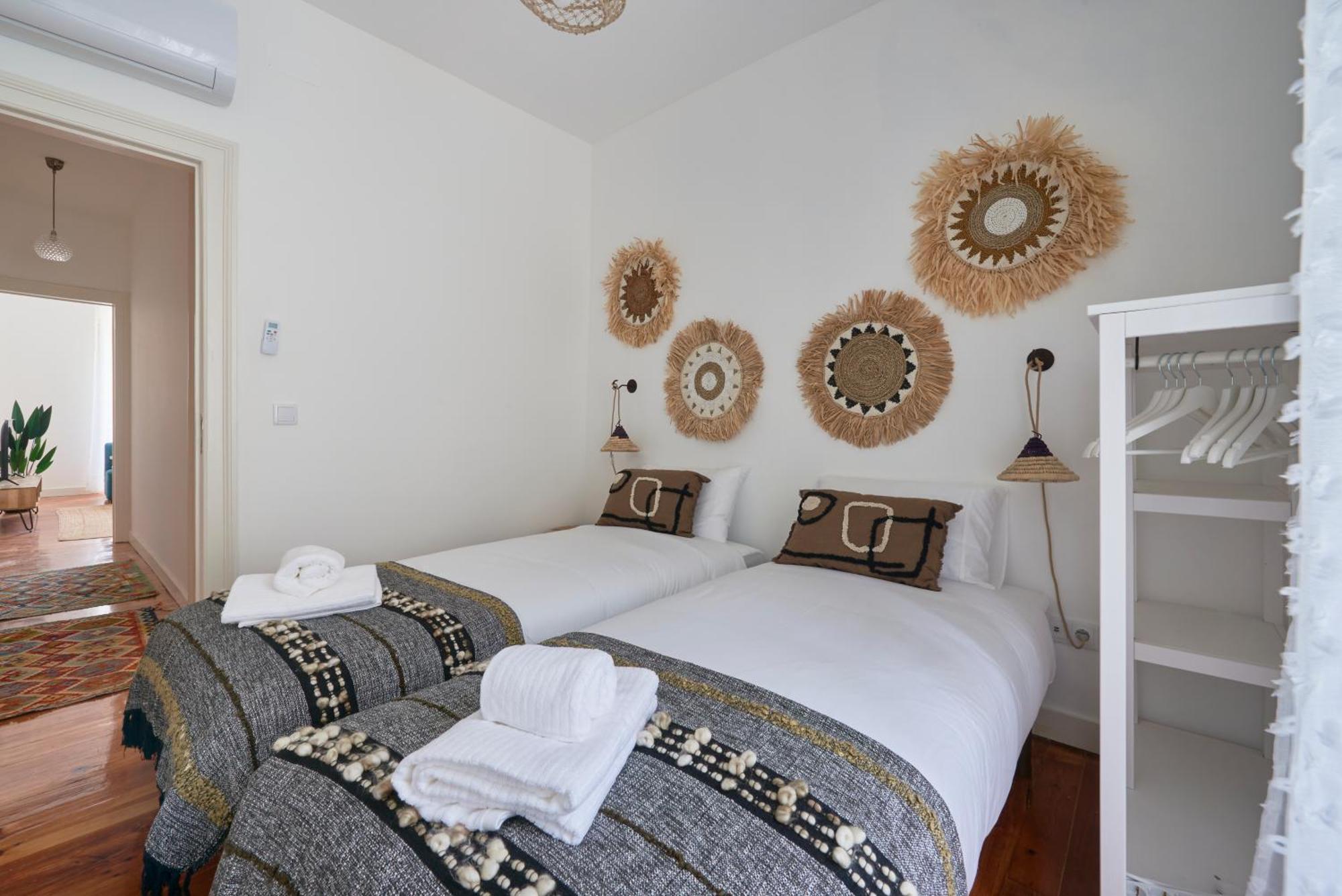 Inglesinhos - Castelo Apartment Lisbon Exterior photo